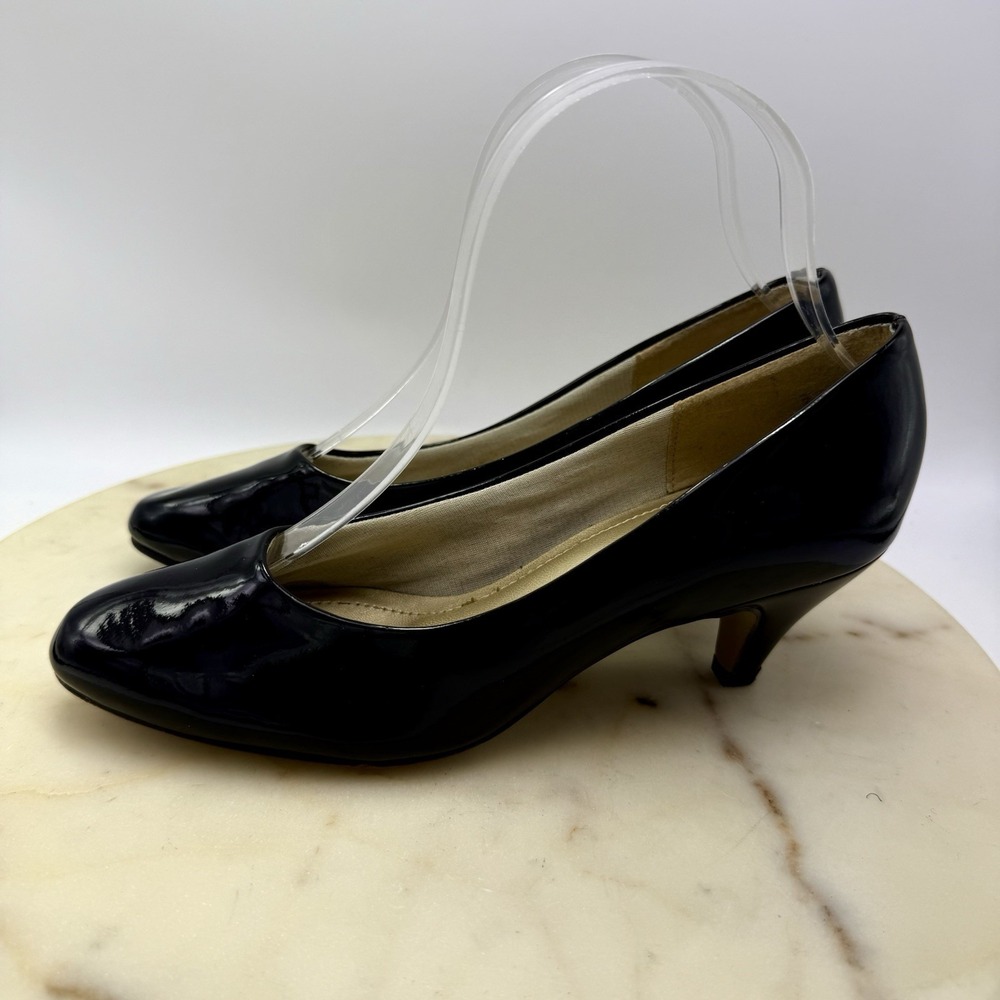 Hush Puppies Pumps 7M Black Patent Dressy Kitten Heel  Made in USA - Picture 3 of 8